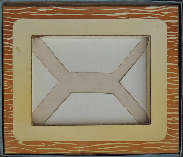 Tray