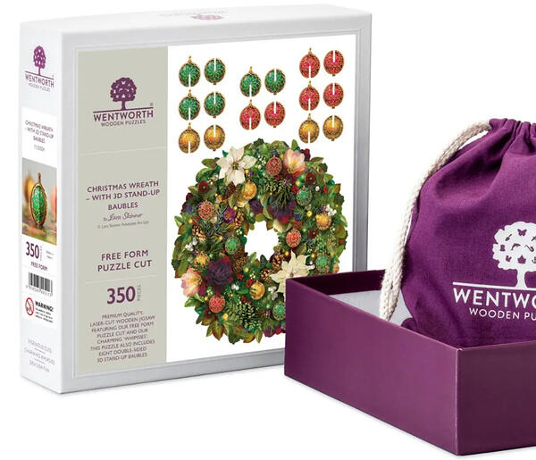 Box Xmas24 Christmas Wreath with 3D Stand Up Baubles 350pc Freeform Cut