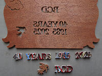 Signature Figural, Text & Sculpt
