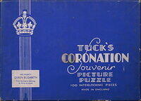 CORONATION SOUVENIR QUEEN ELIZABETH (BOX).jpg